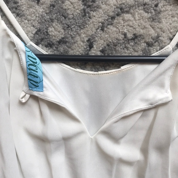 Light cream dress - Picture 3 of 4